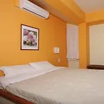 Agnanti Appartement Minia