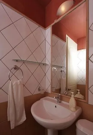 Apartament Agnanti *