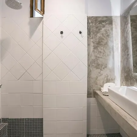 Agnanti Apartment