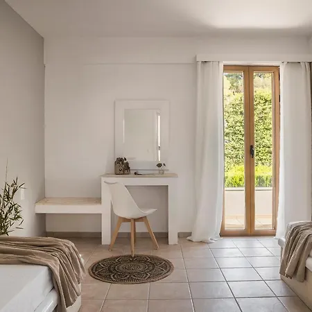 Agnanti Apartment