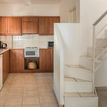 Agnanti Apartment Minia