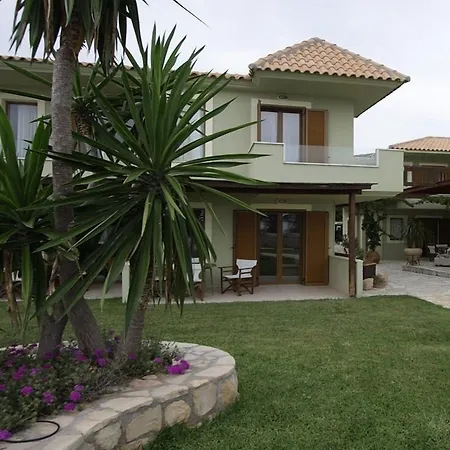 Apartament Agnanti *